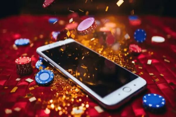 Mobile Casino Gaming: Playing on the Go in 2025